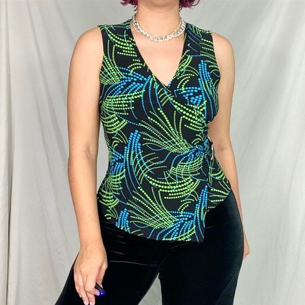 Y2K black blouse with firework print✨🦋